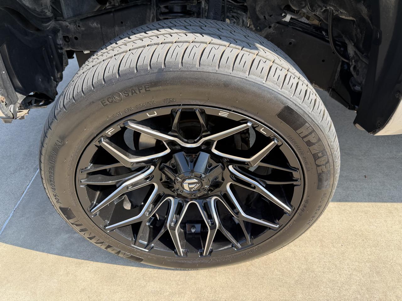Toyota Tundra 2WD Truck  2016
