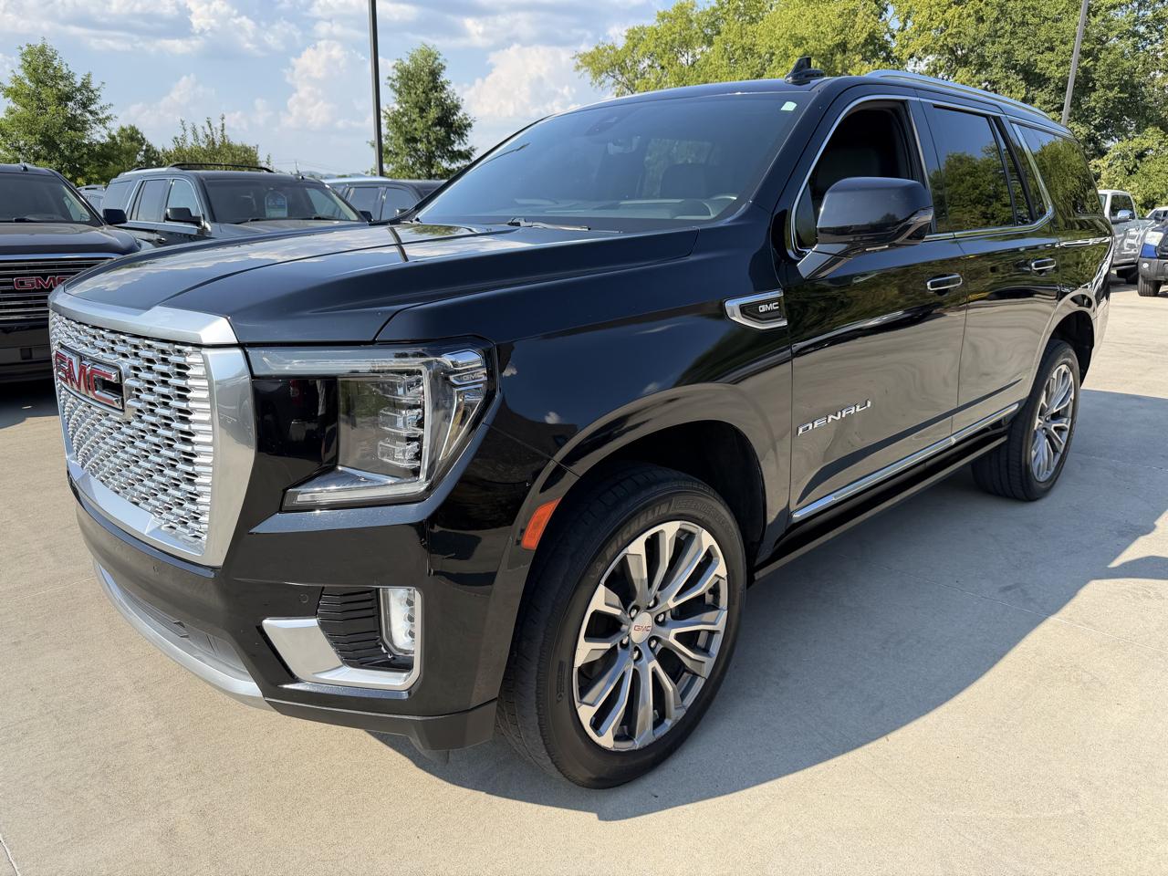 GMC Yukon 4WD 4dr Denali 2021