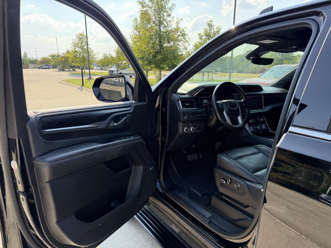 GMC Yukon 4WD 4dr Denali 2021