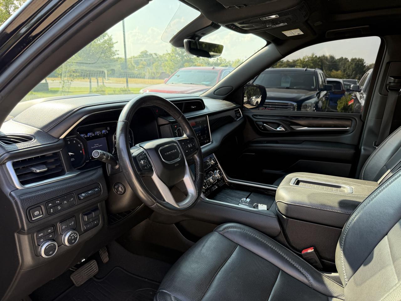 GMC Yukon 4WD 4dr Denali 2021