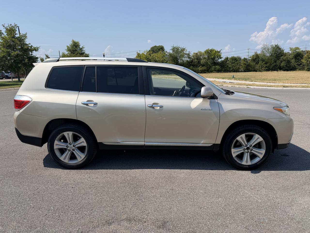 Toyota Highlander  2012