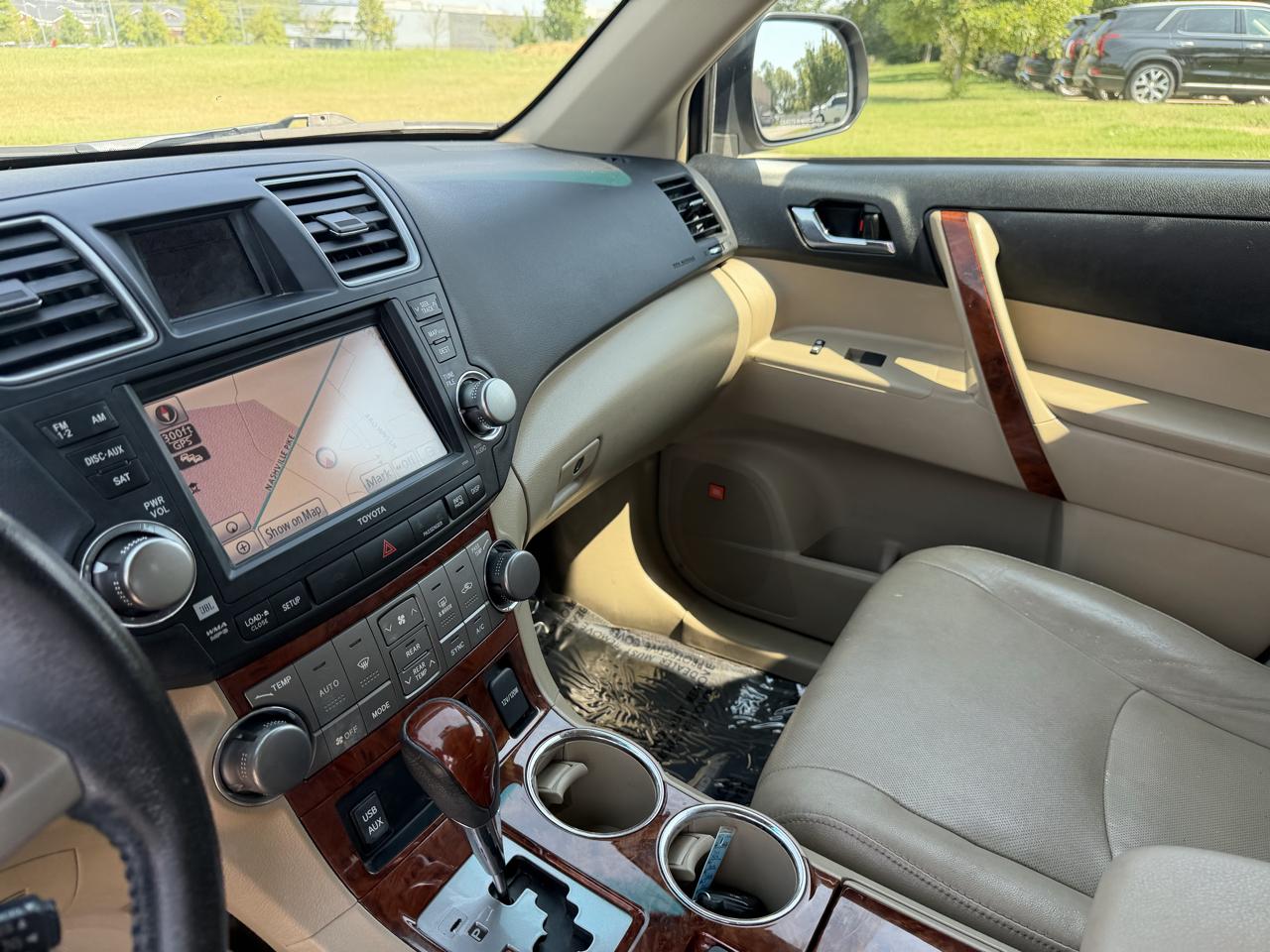 Toyota Highlander  2012