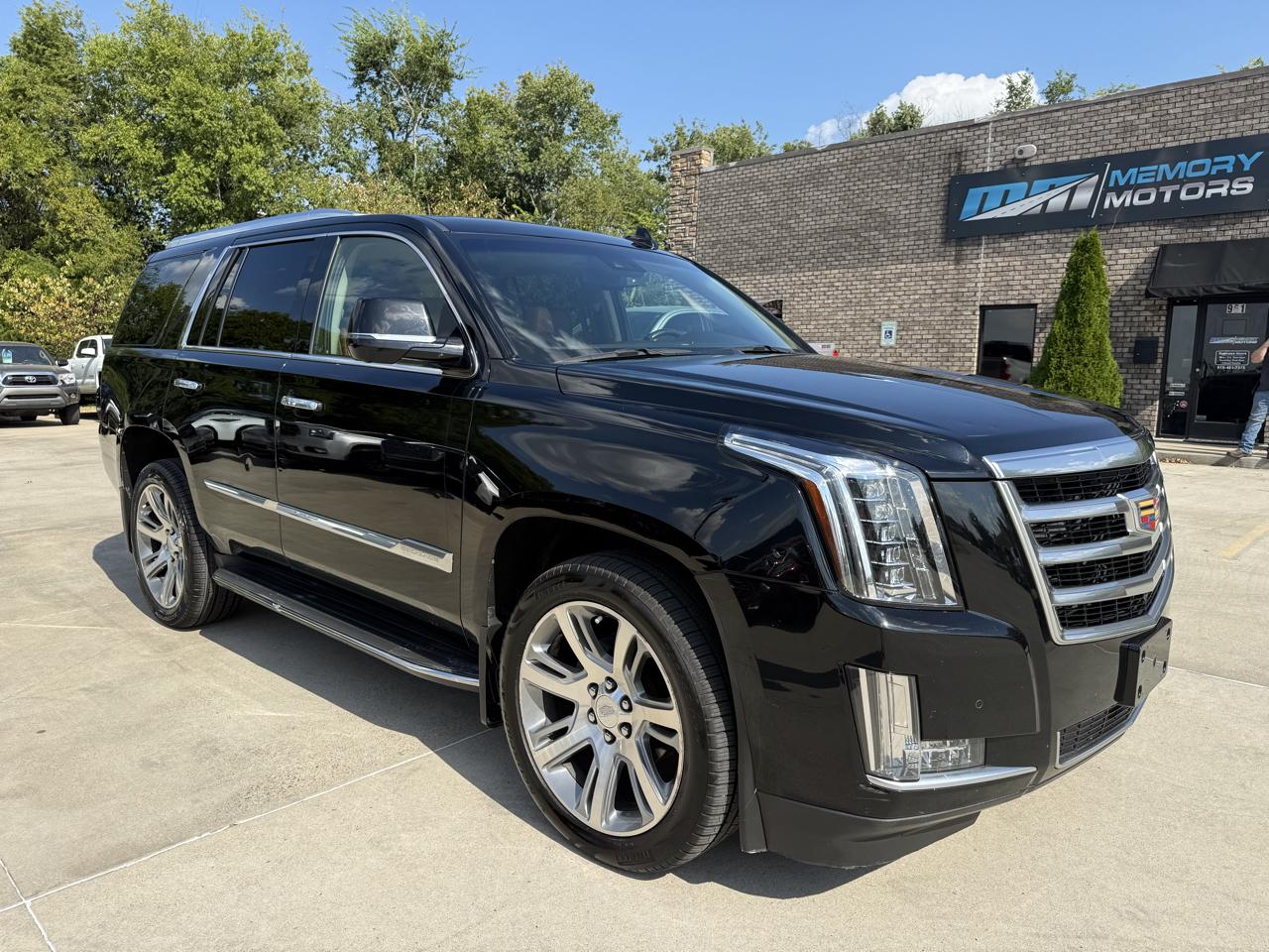 Cadillac Escalade 4WD 4dr Luxury 2015