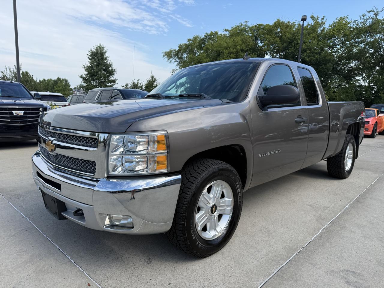 Chevrolet Silverado 1500 2WD Ext Cab 143.5" LT 2012