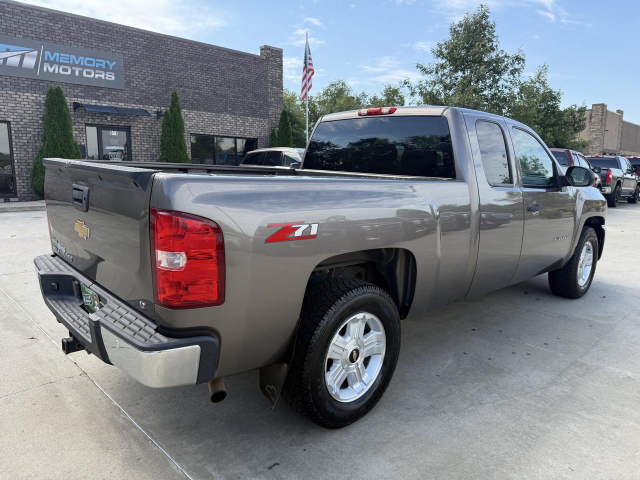 Chevrolet Silverado 1500 2WD Ext Cab 143.5" LT 2012