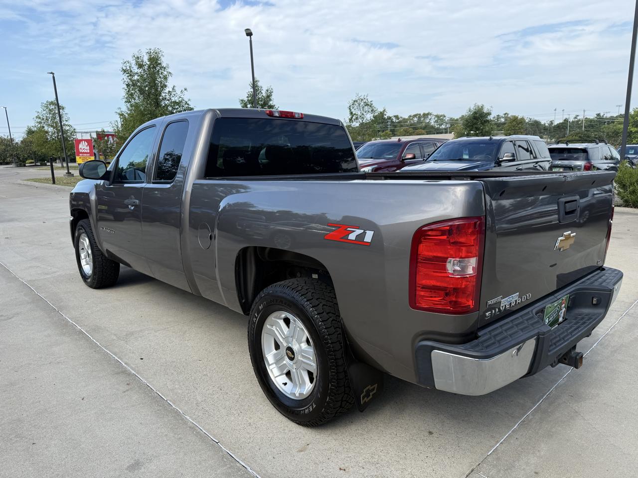 Chevrolet Silverado 1500 2WD Ext Cab 143.5" LT 2012