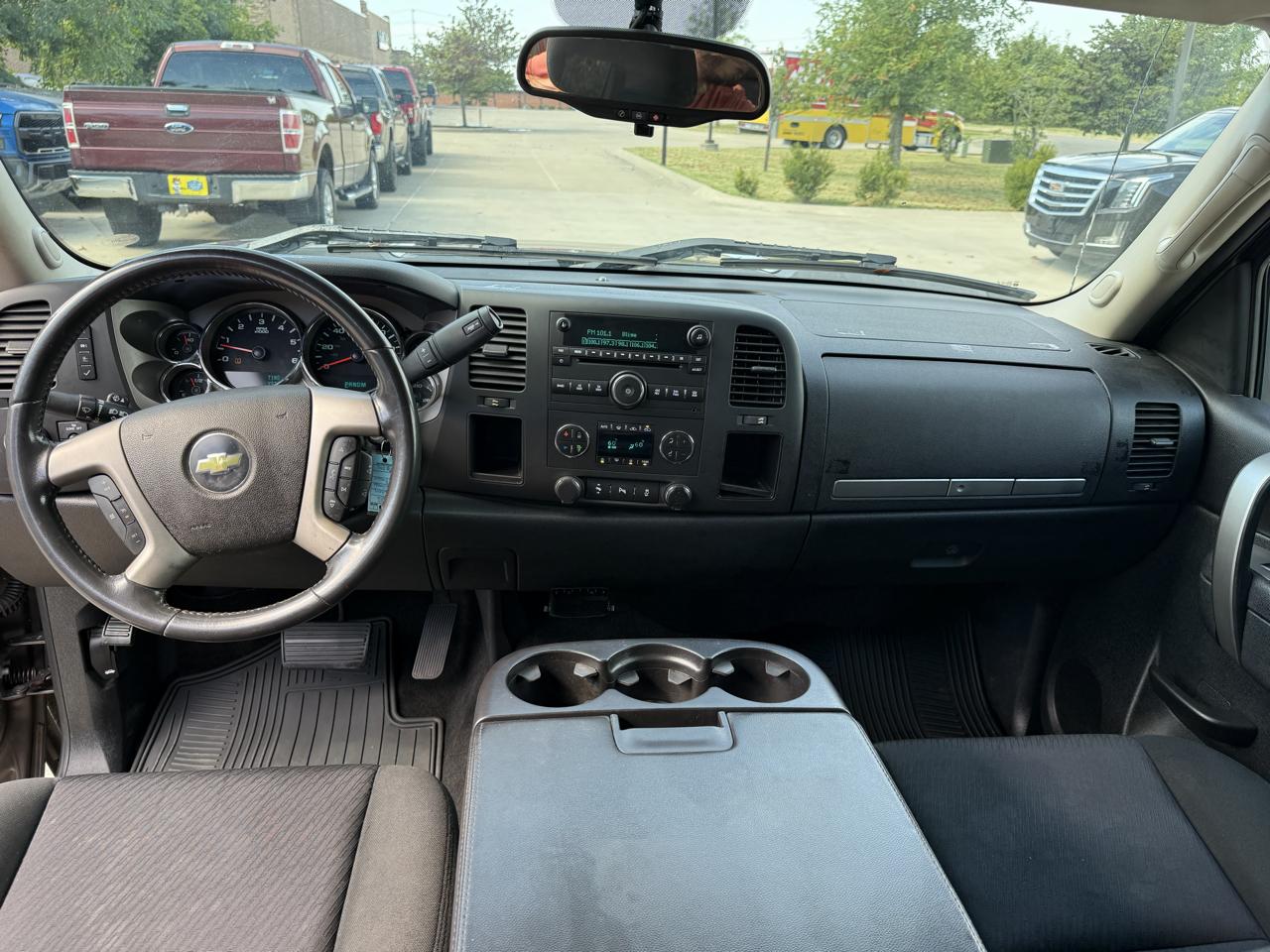 Chevrolet Silverado 1500 2WD Ext Cab 143.5" LT 2012