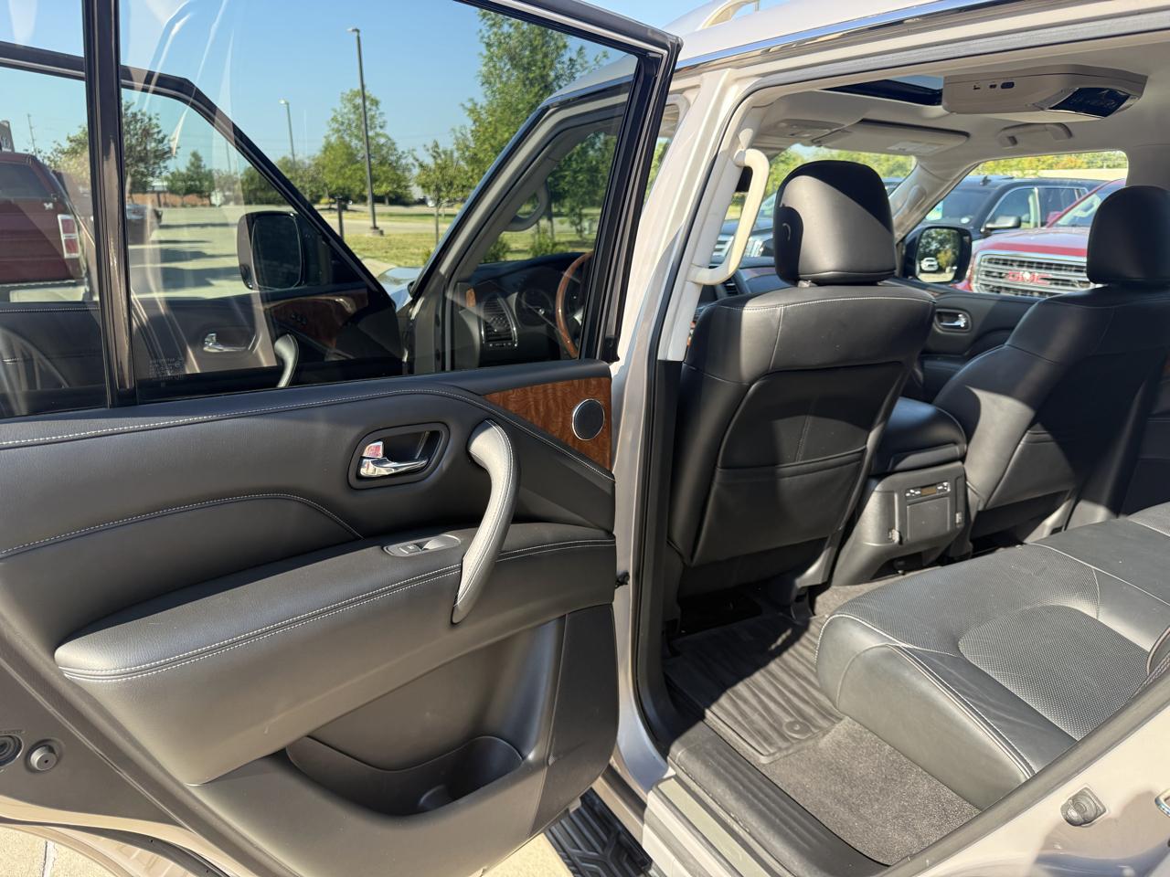 Infiniti QX80 LUXE RWD 2019