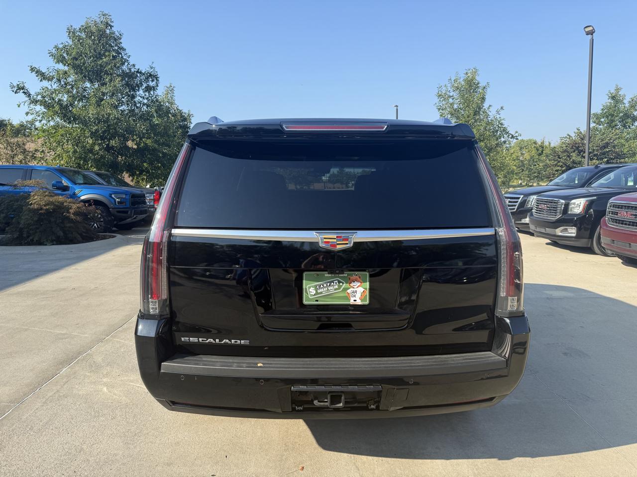 Cadillac Escalade 4WD 4dr Luxury 2018