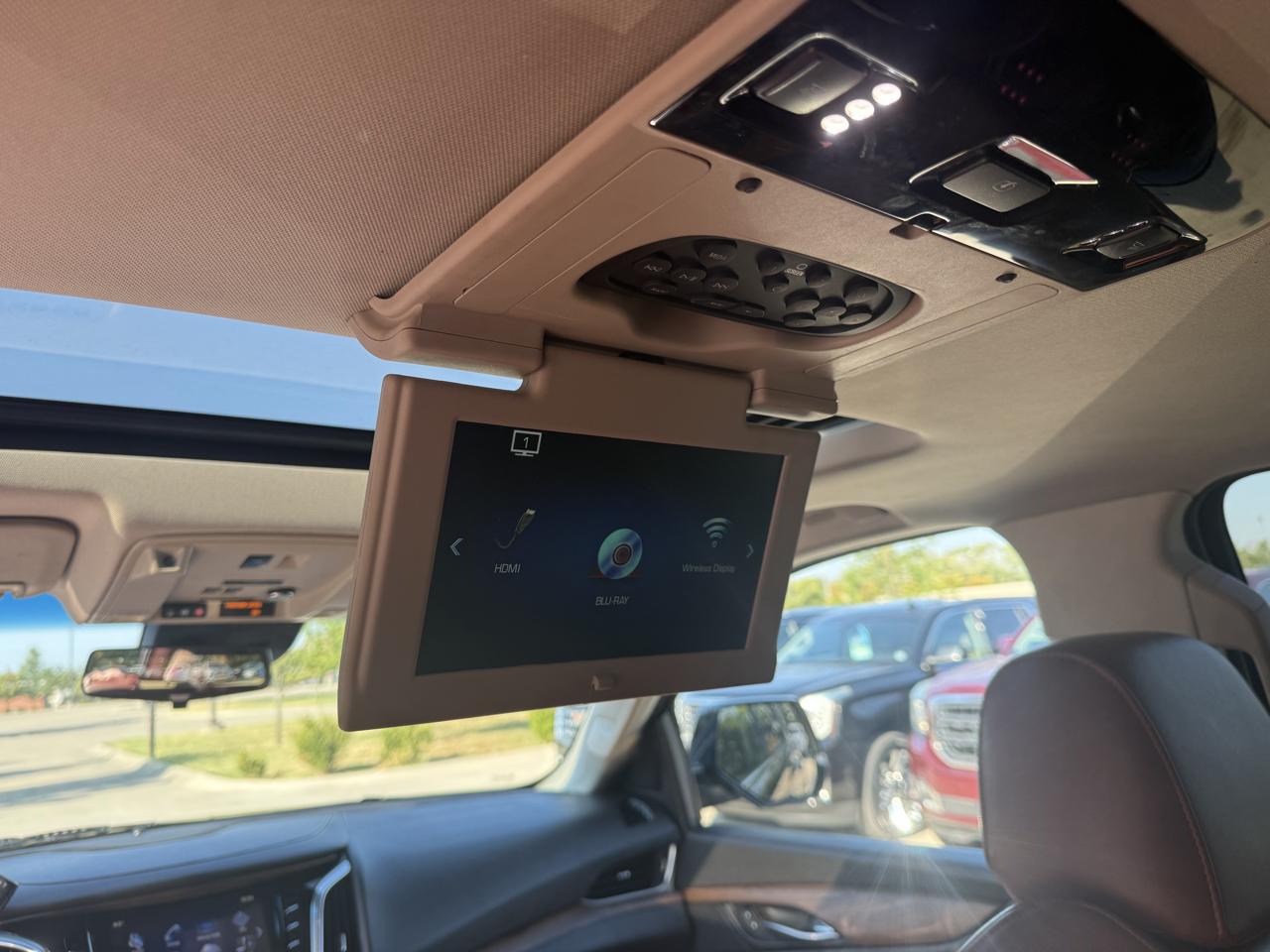 Cadillac Escalade 4WD 4dr Luxury 2018