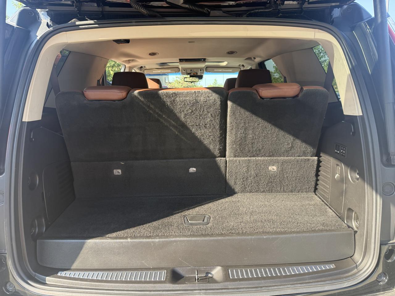 Cadillac Escalade 4WD 4dr Luxury 2018