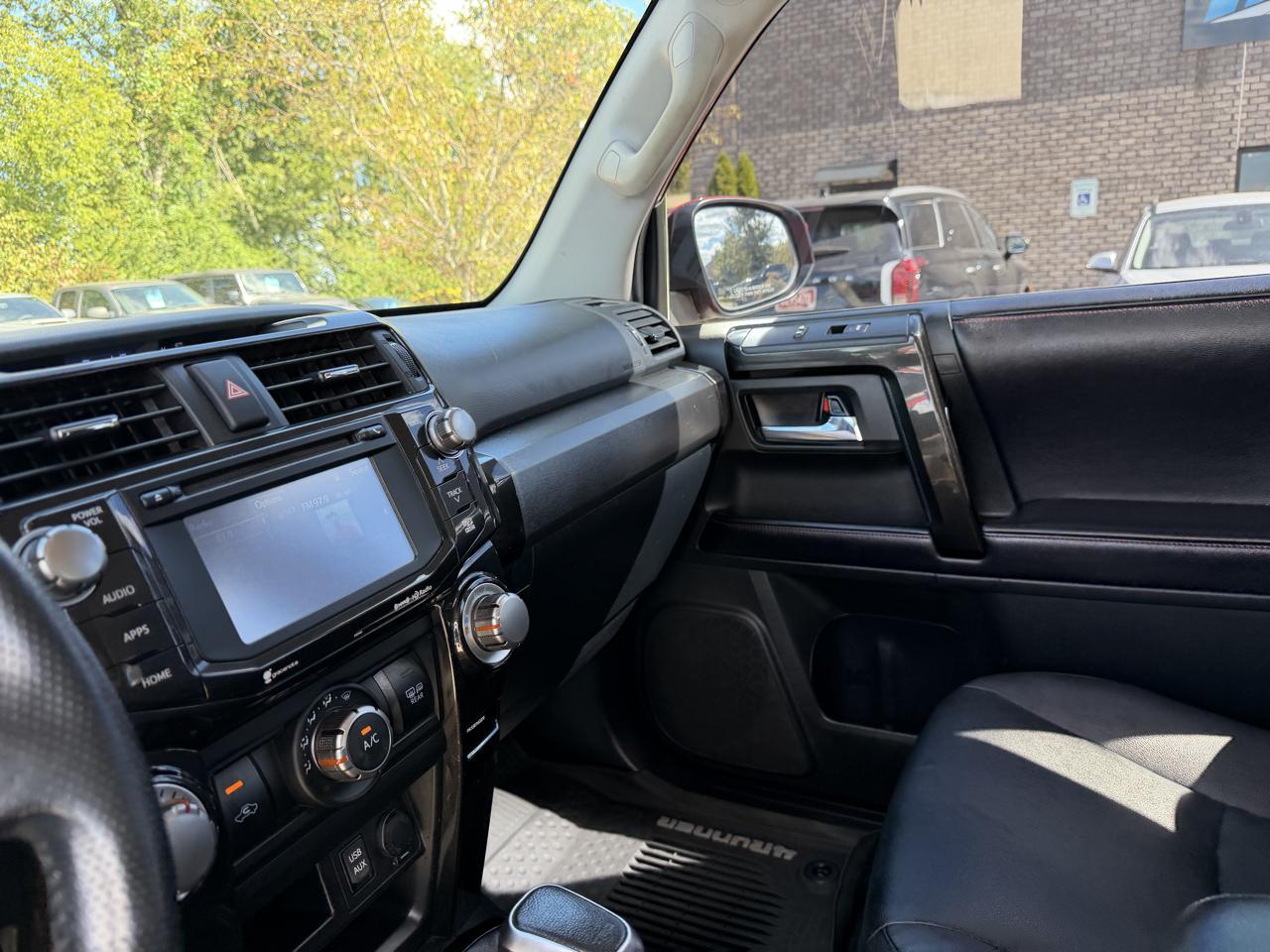 Toyota 4Runner  2017