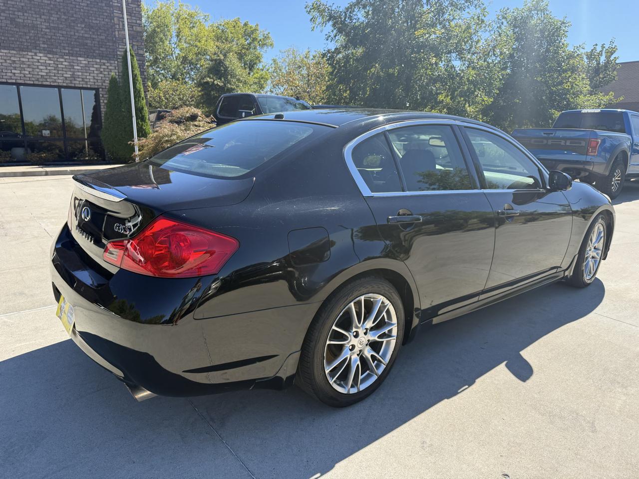 Infiniti G35 Sedan 4dr Manual Sport RWD 2007