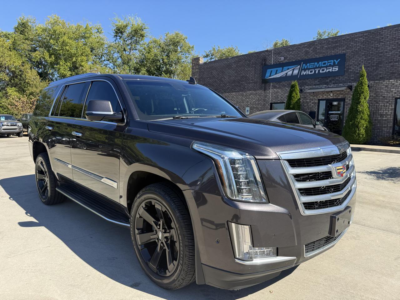 Cadillac Escalade 2WD 4dr Luxury 2018