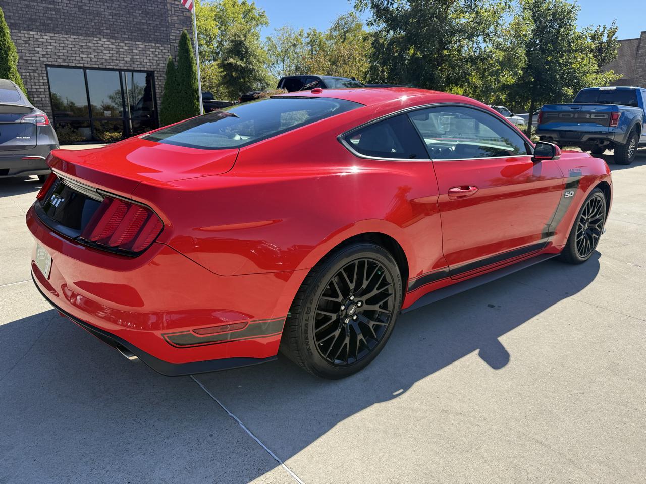 Ford Mustang 2dr Fastback GT 2016