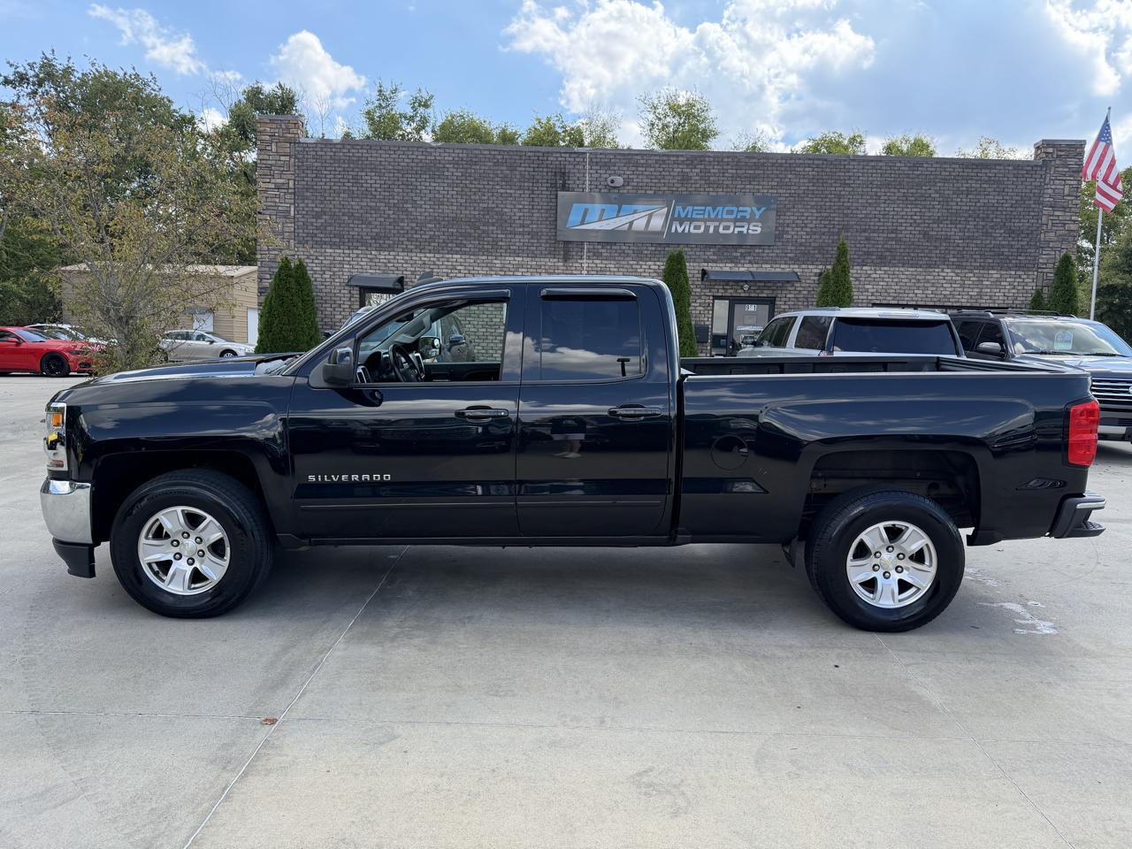 Chevrolet Silverado 1500 2WD Double Cab 143.5" LT w/1LT 2017