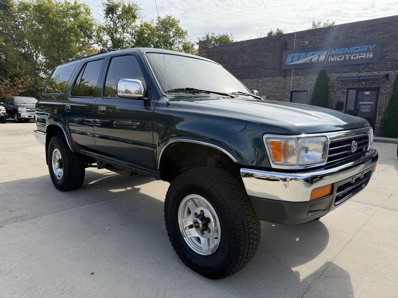 Toyota 4Runner SR5 4dr 3.0L V6 Auto 4WD 1995