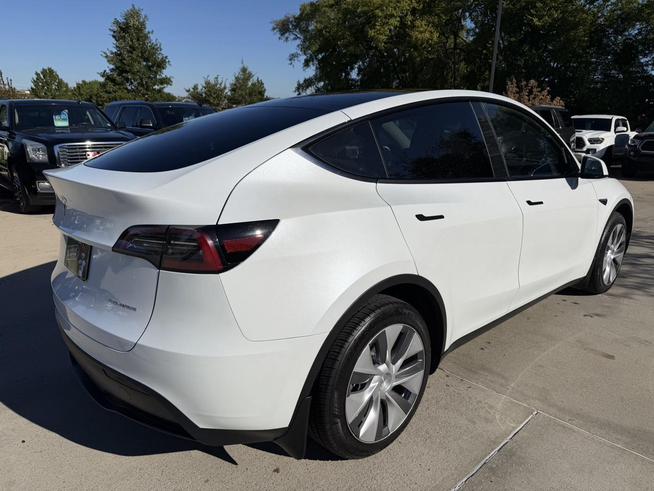 Tesla Model Y Long Range AWD 2023