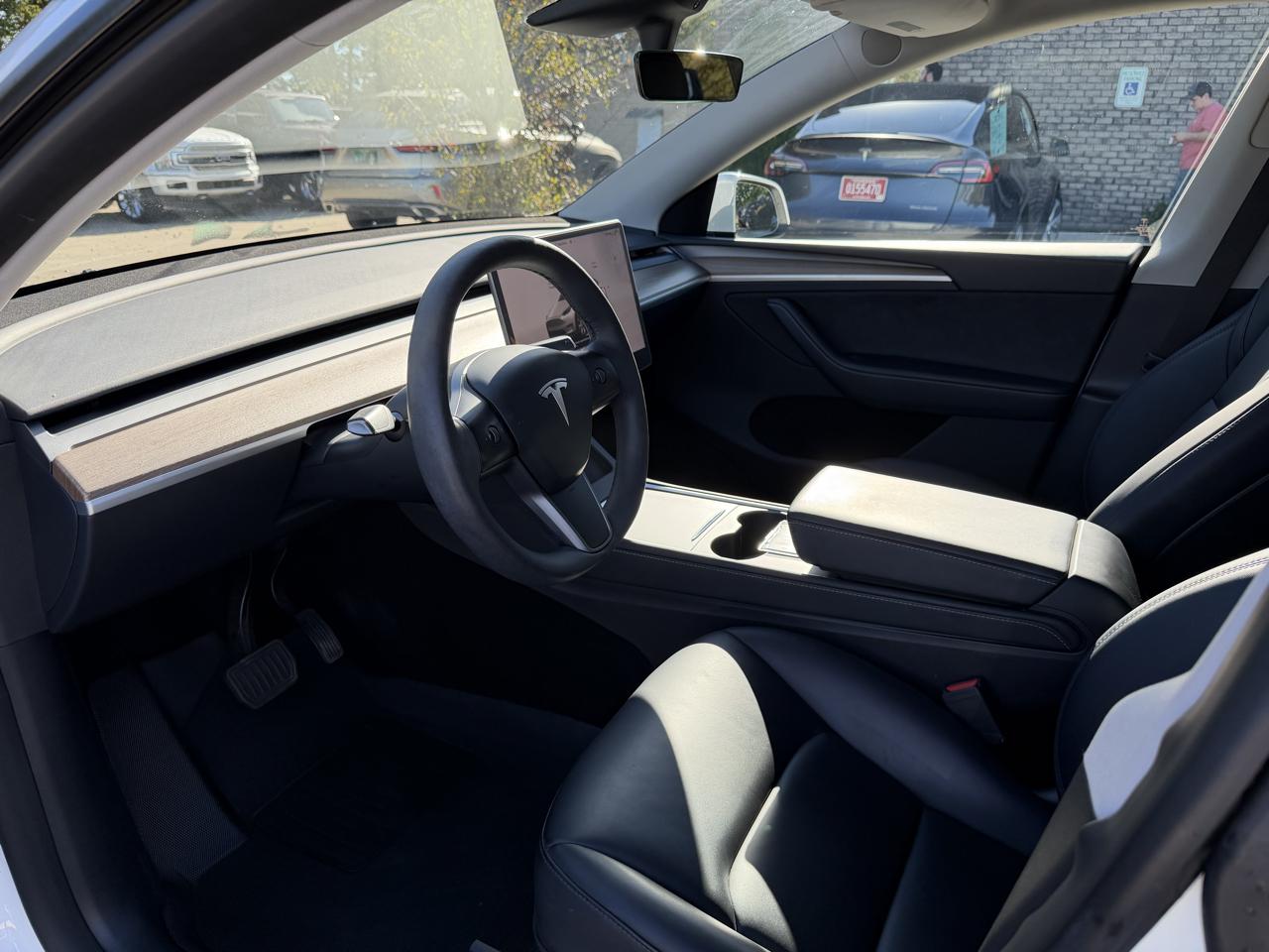 Tesla Model Y Long Range AWD 2023