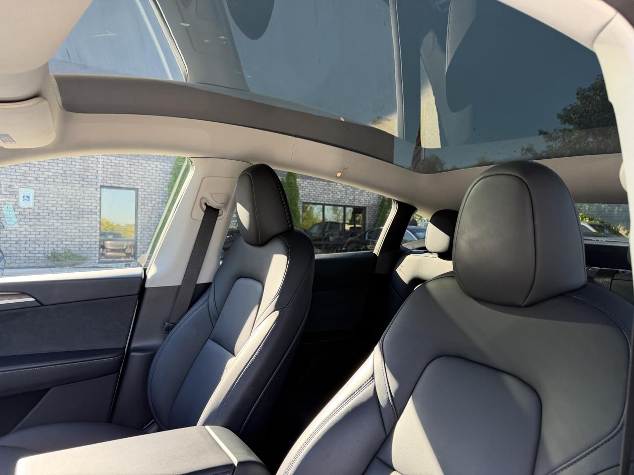 Tesla Model Y Long Range AWD 2023