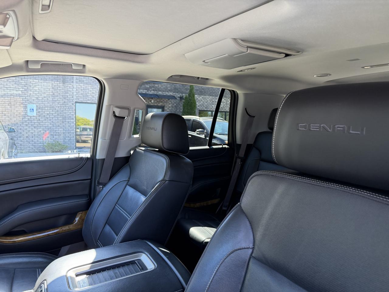 GMC Yukon 4WD 4dr Denali 2017