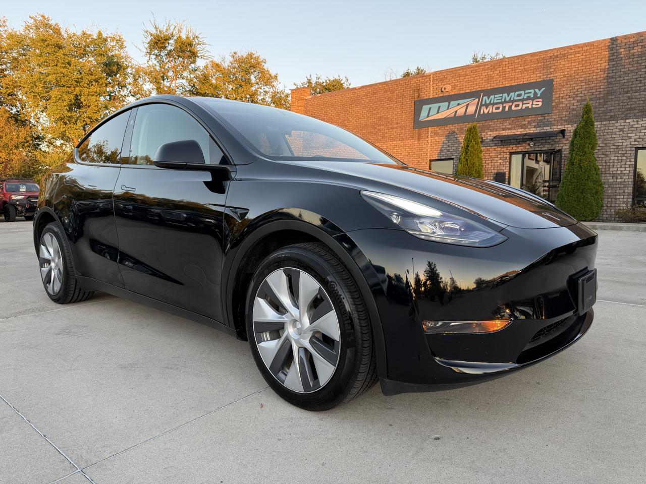 Tesla Model Y Long Range AWD 2023