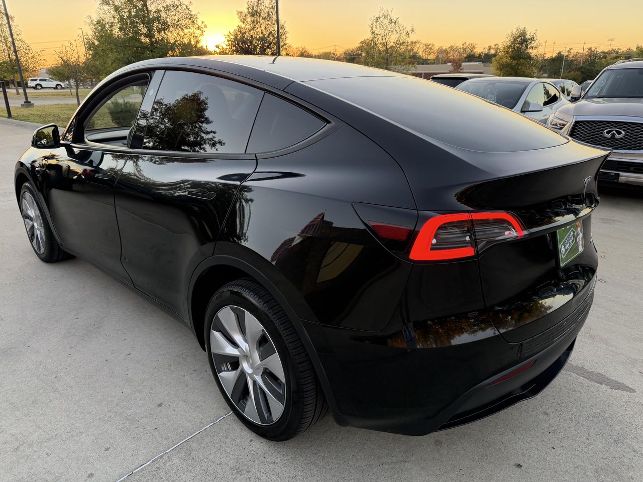 Tesla Model Y Long Range AWD 2023