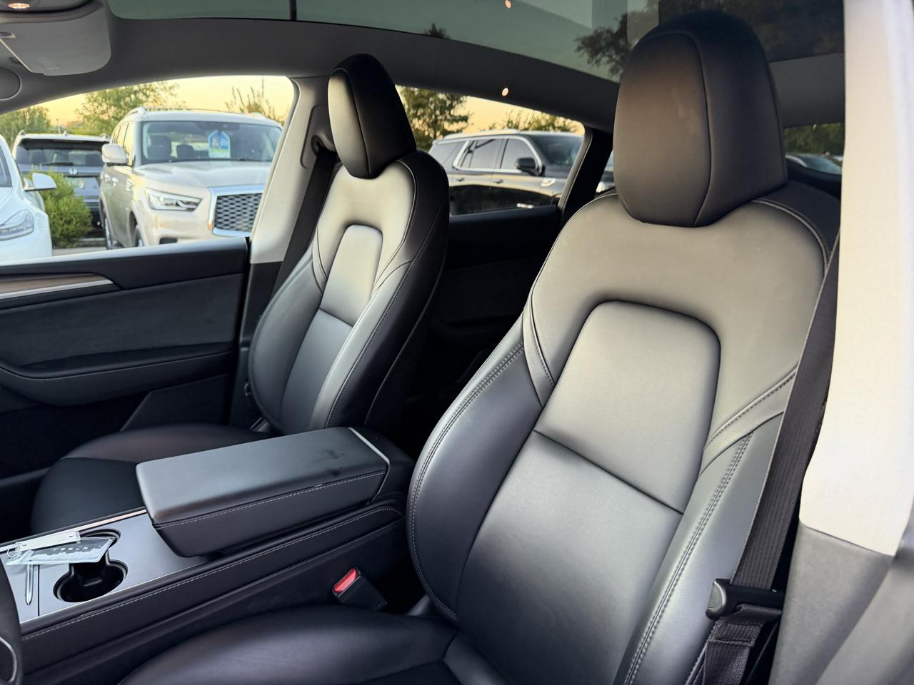 Tesla Model Y Long Range AWD 2023