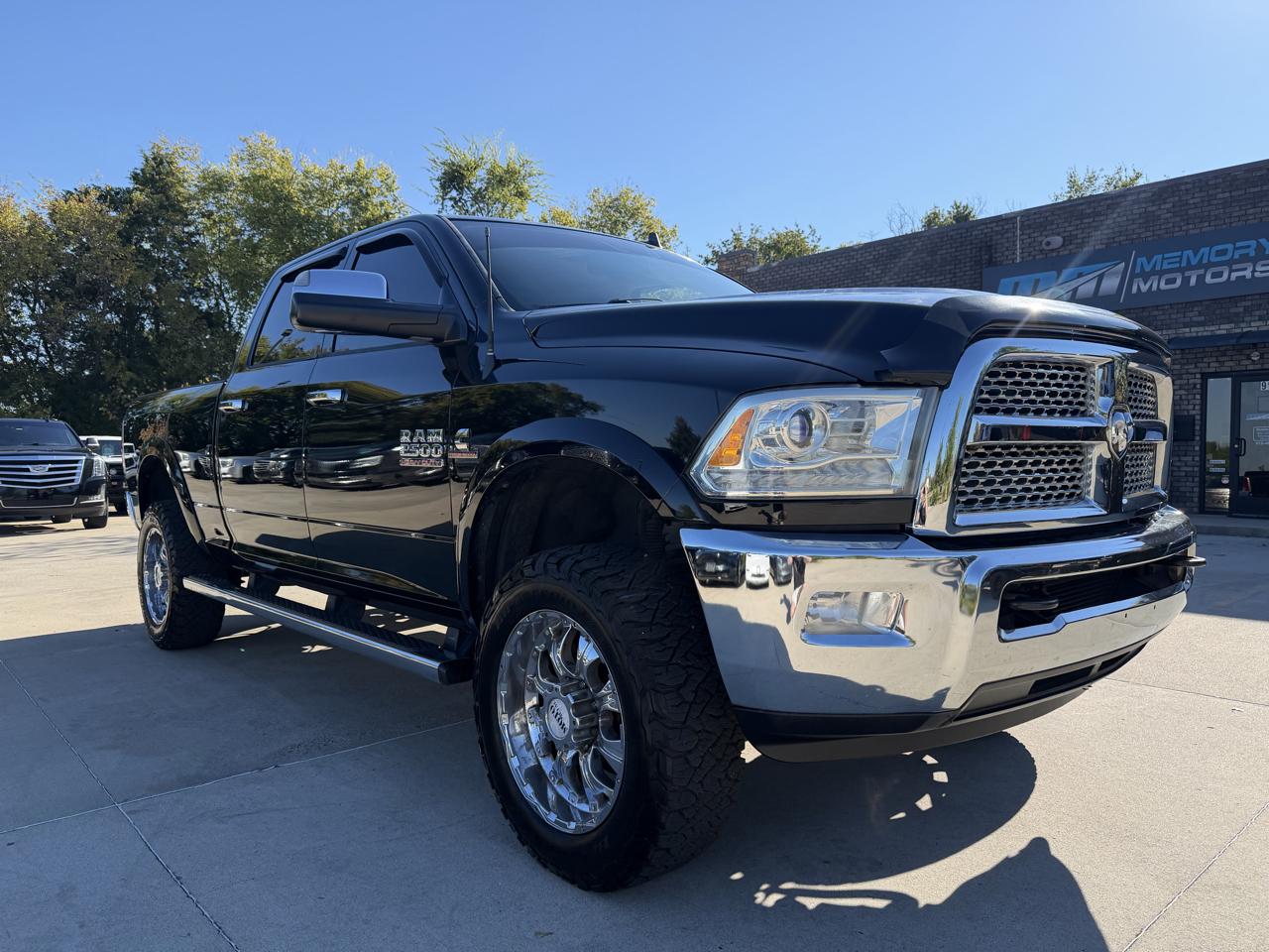 RAM 2500 4WD Crew Cab 149" Laramie 2014