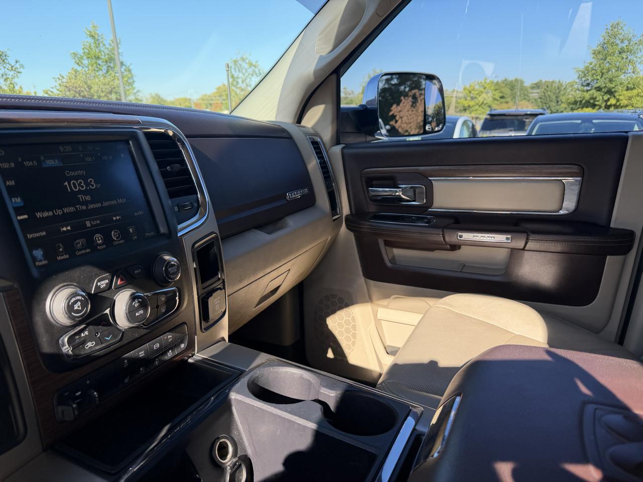 RAM 2500 4WD Crew Cab 149" Laramie 2014