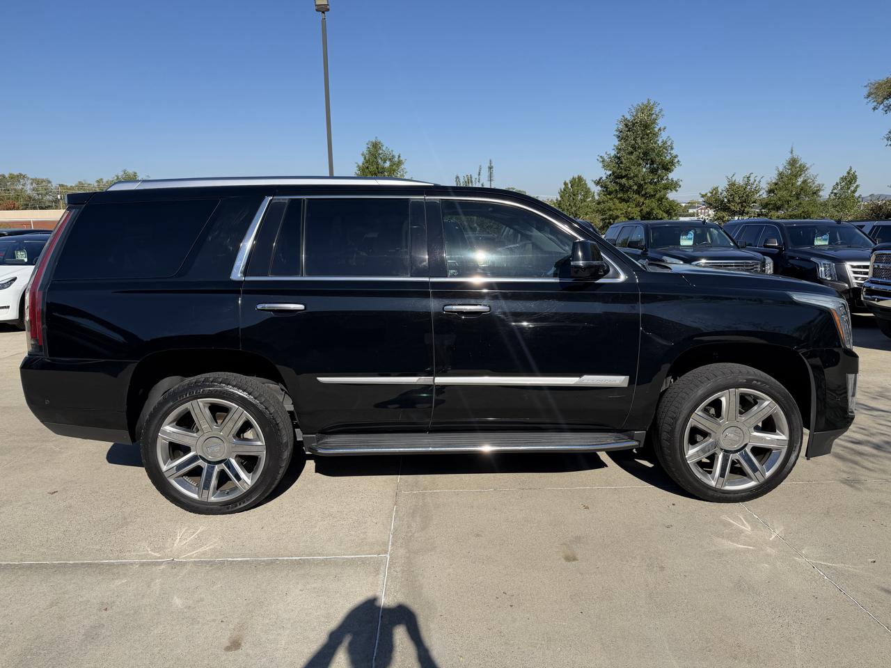 Cadillac Escalade 4WD 4dr Luxury 2020