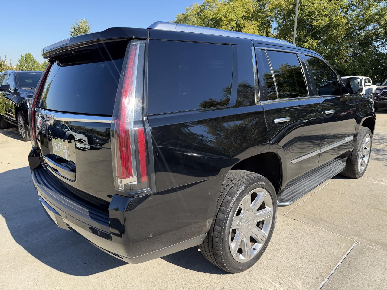 Cadillac Escalade 4WD 4dr Luxury 2020