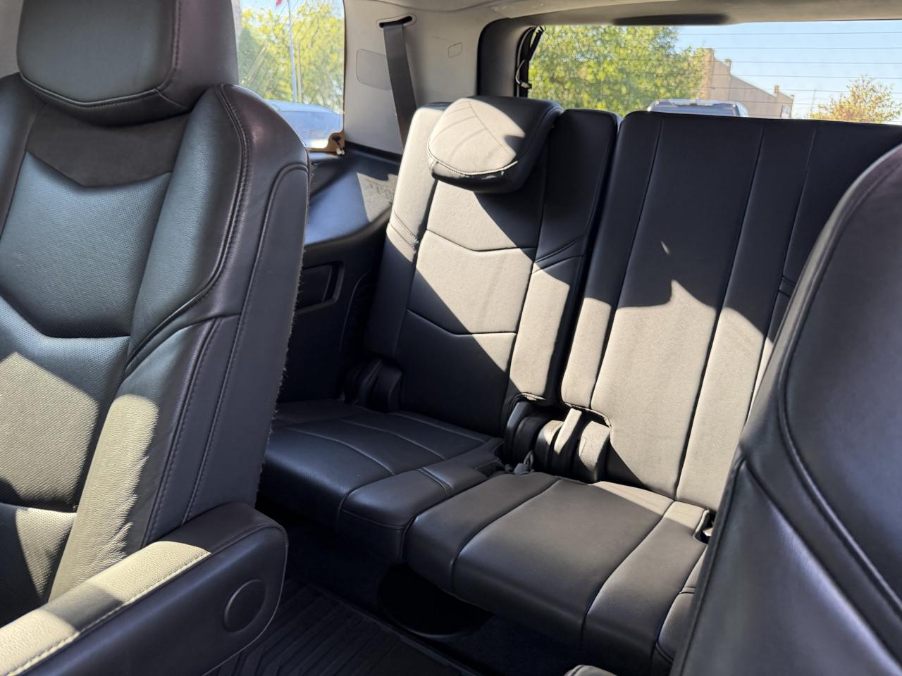 Cadillac Escalade 4WD 4dr Luxury 2020