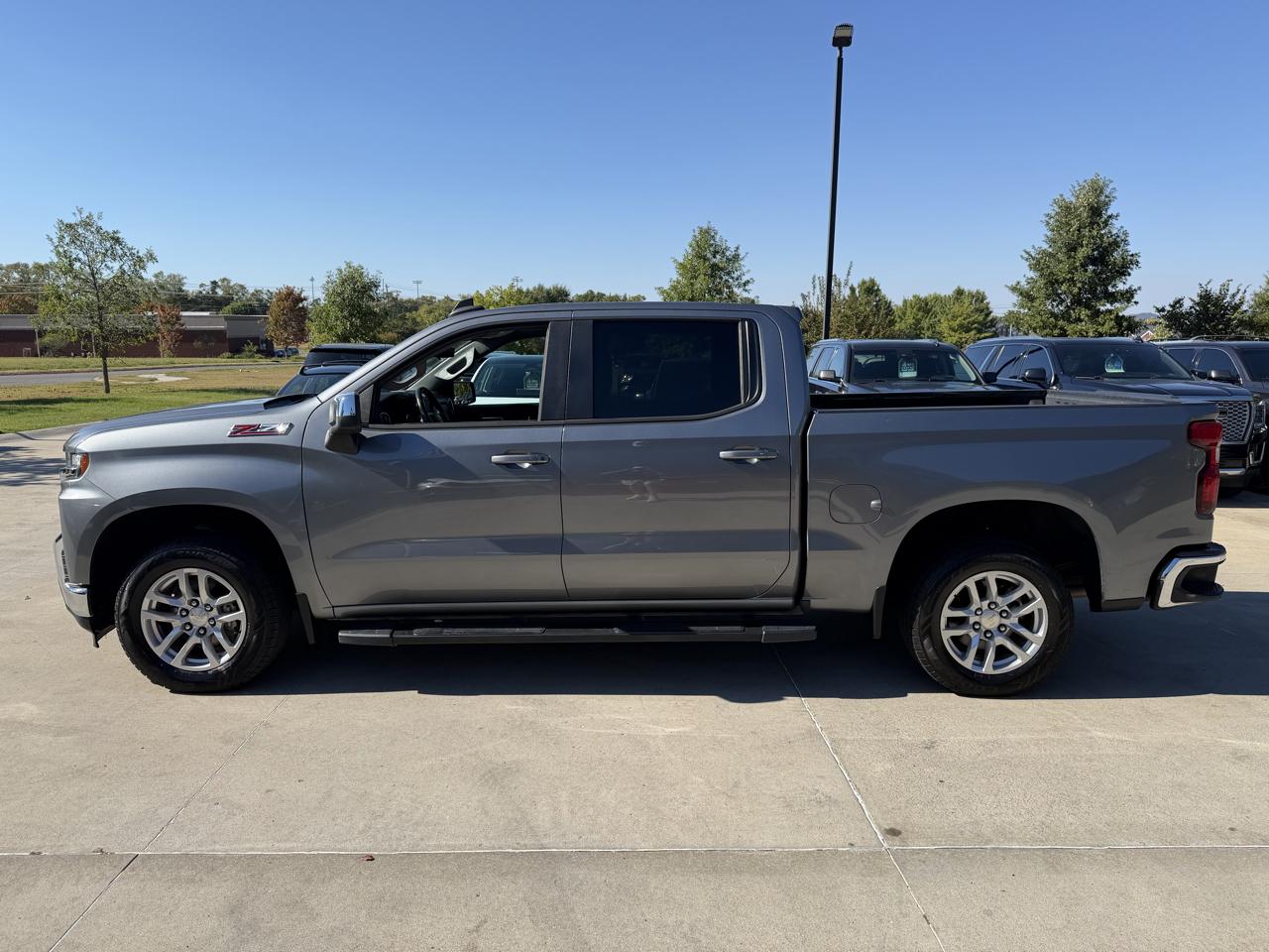 Chevrolet Silverado 1500 4WD Crew Cab 147" LT 2019