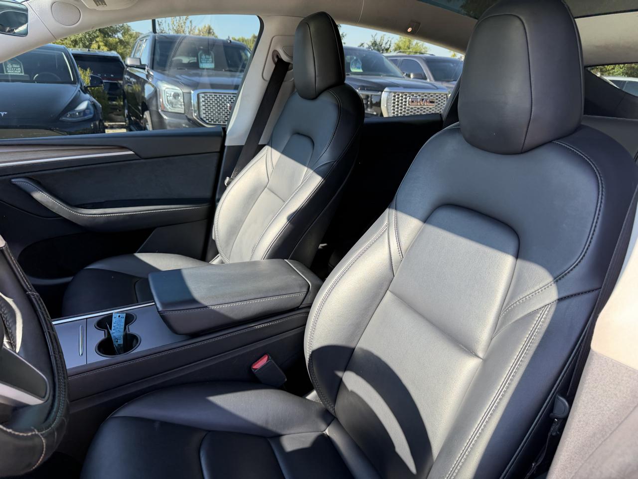 Tesla Model Y Long Range AWD 2023
