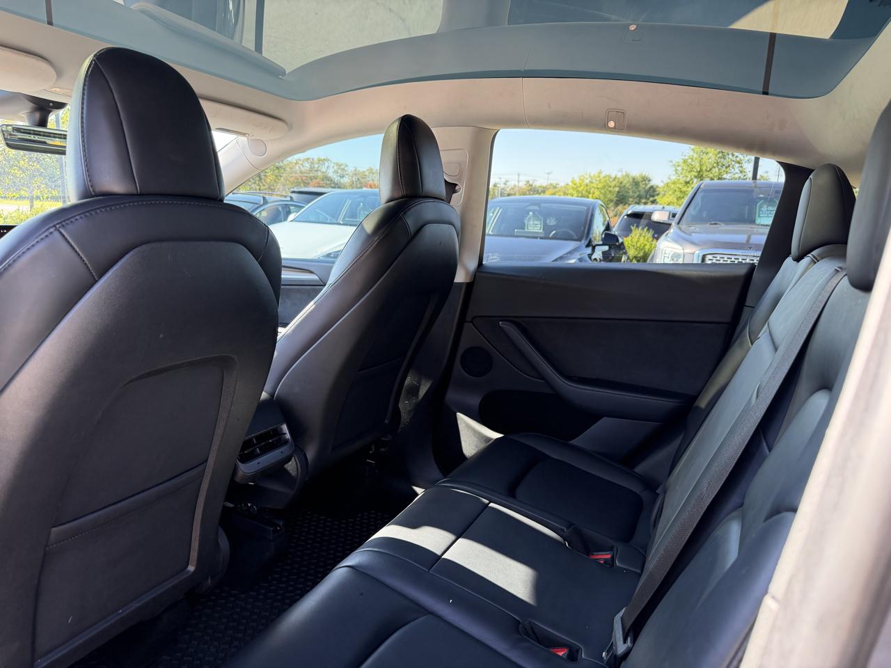 Tesla Model Y Long Range AWD 2023