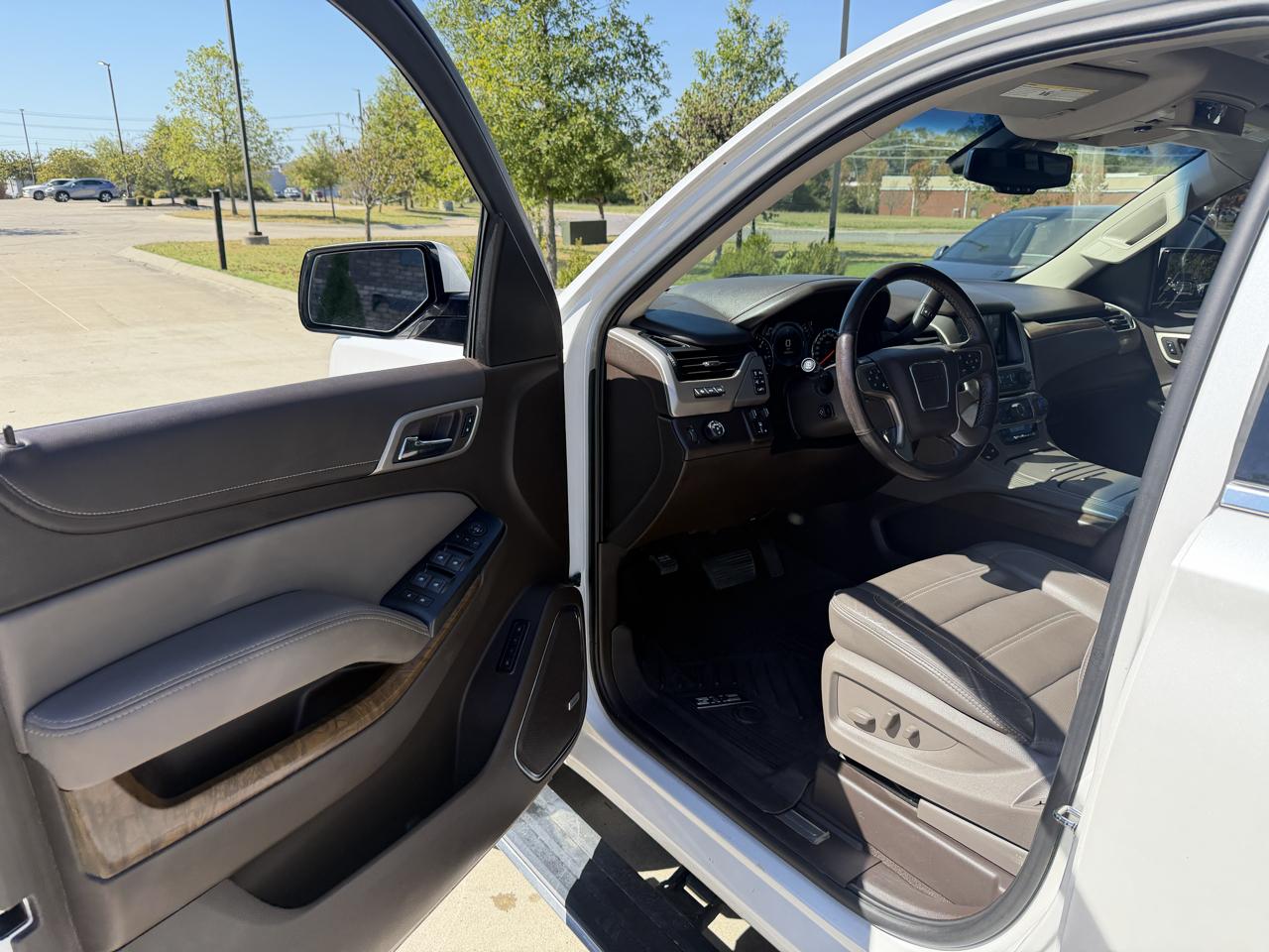 GMC Yukon XL 2WD 4dr Denali 2019