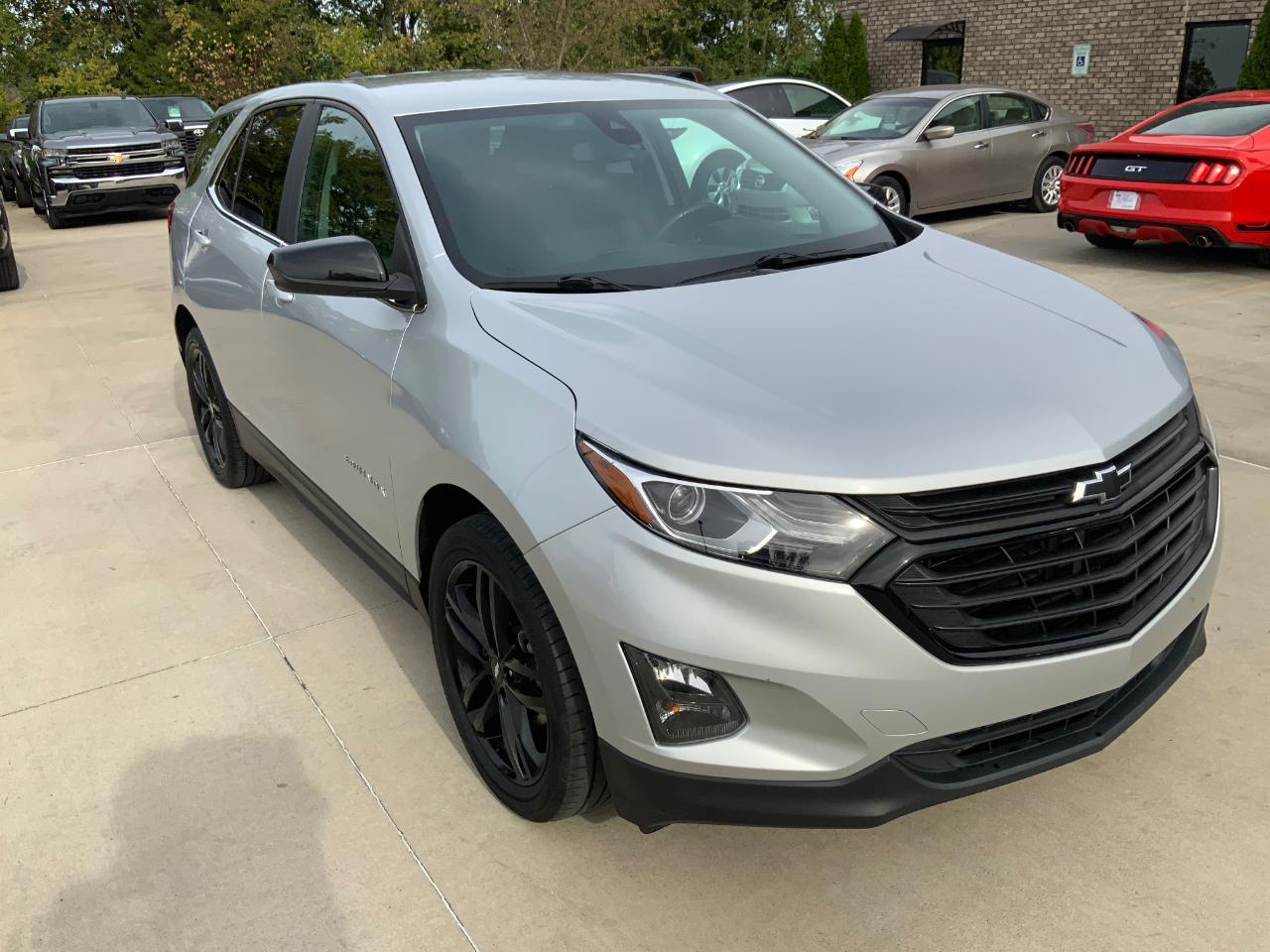 Chevrolet Equinox FWD 4dr LT w/1LT 2021