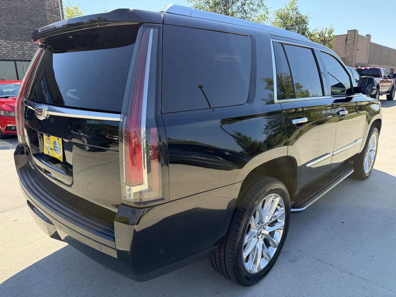 Cadillac Escalade 4WD 4dr Luxury 2020