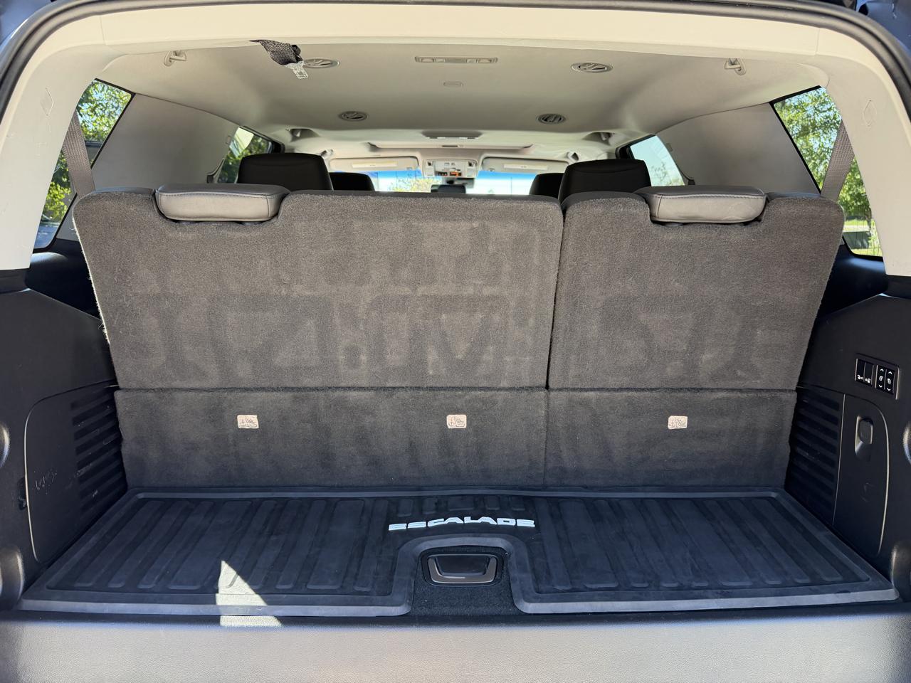Cadillac Escalade 4WD 4dr Luxury 2020