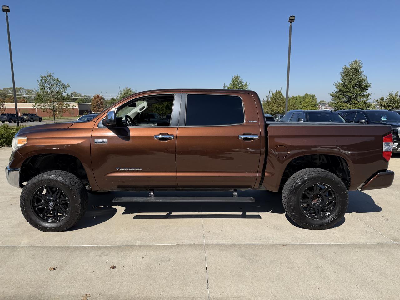 Toyota Tundra 2WD  2017