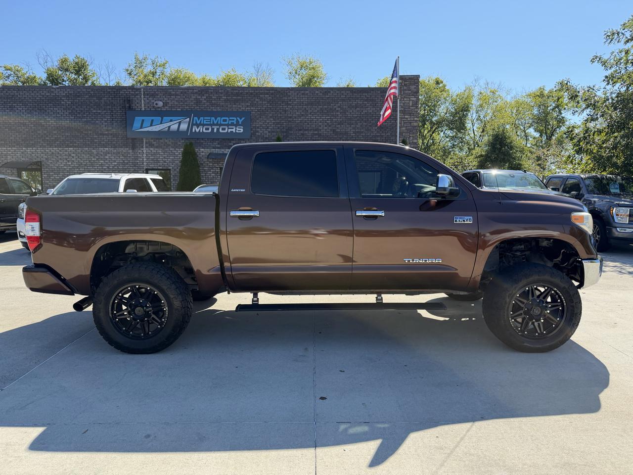 Toyota Tundra 2WD  2017