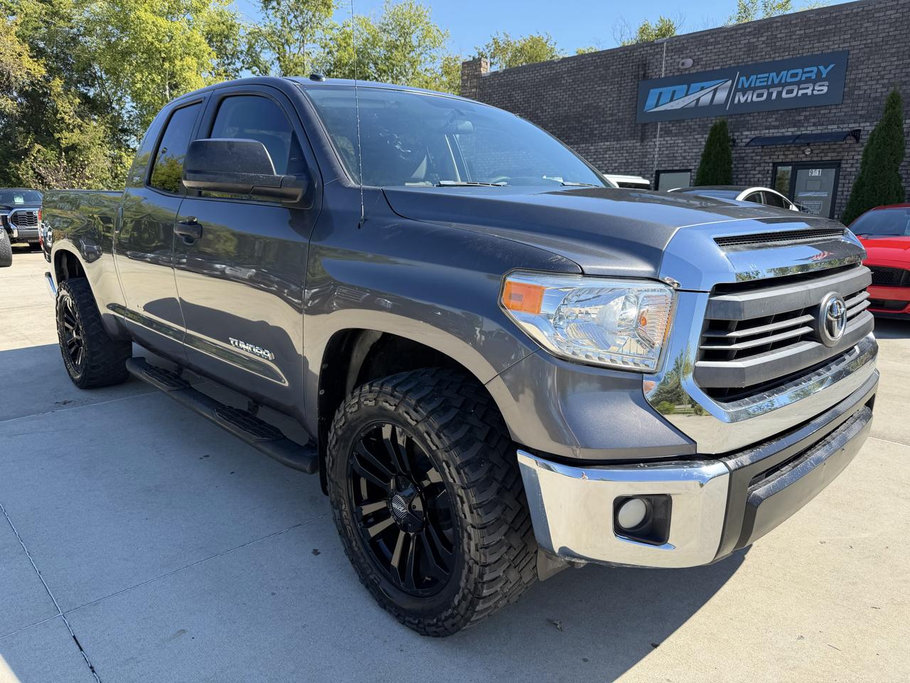 Toyota Tundra 2WD Truck  2015