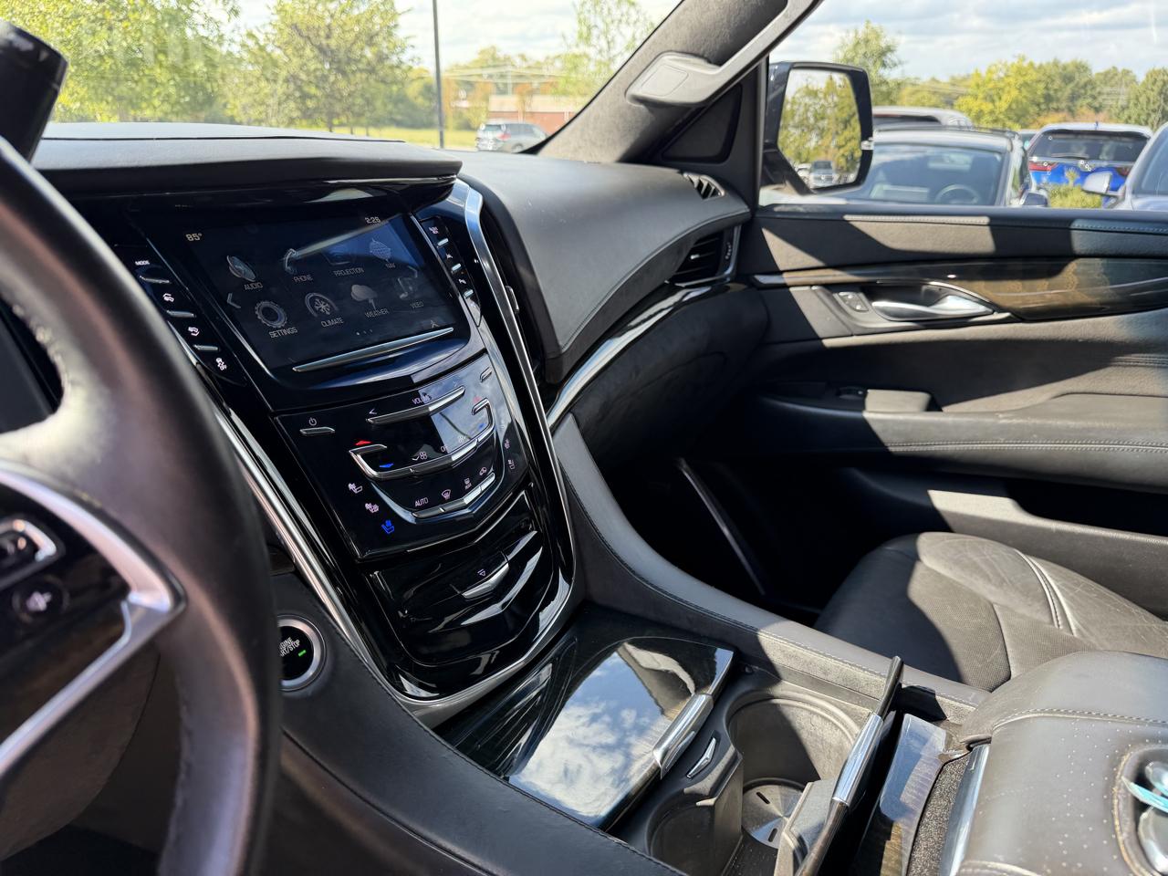 Cadillac Escalade 4WD 4dr Platinum 2018