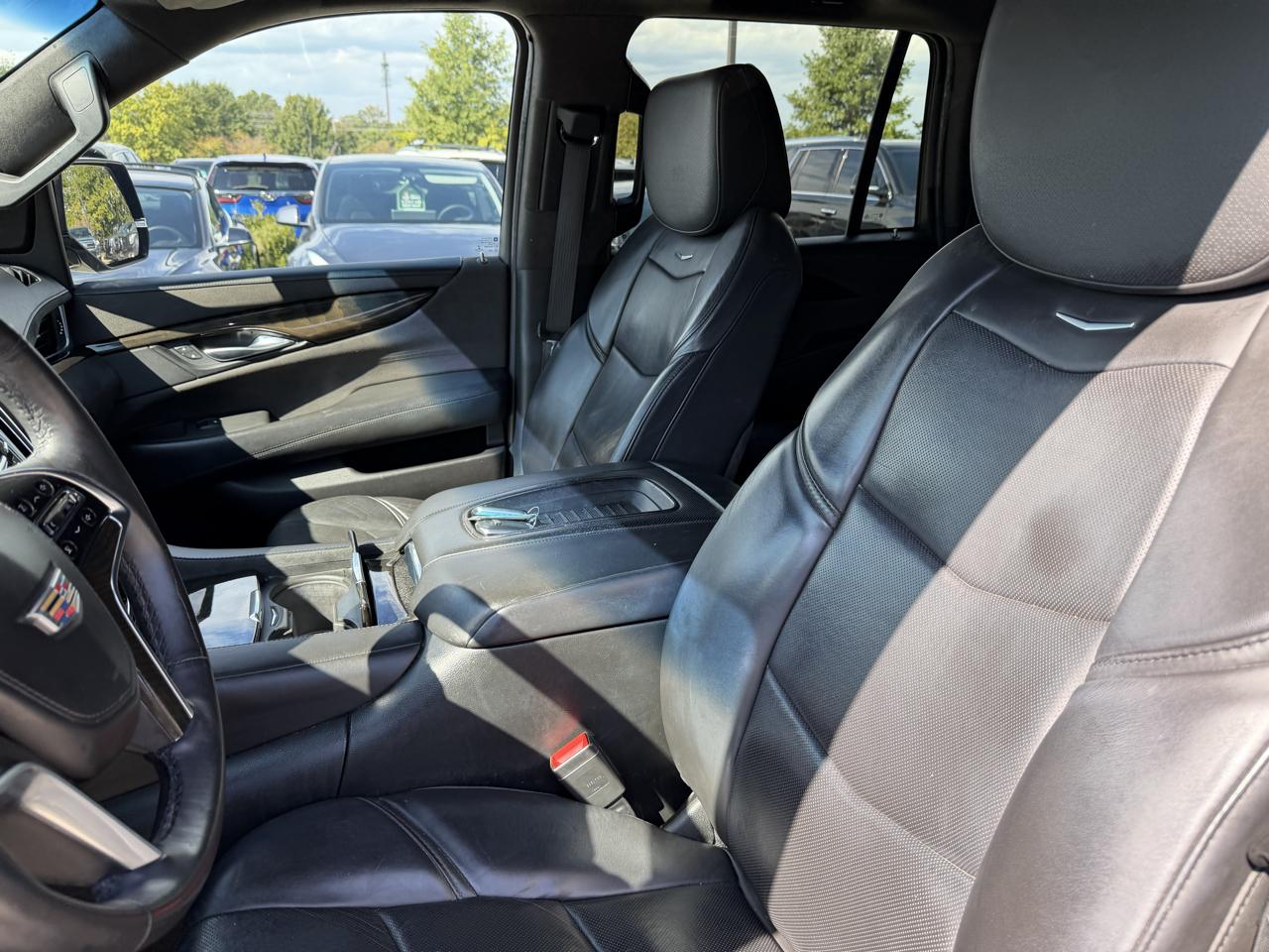Cadillac Escalade 4WD 4dr Platinum 2018
