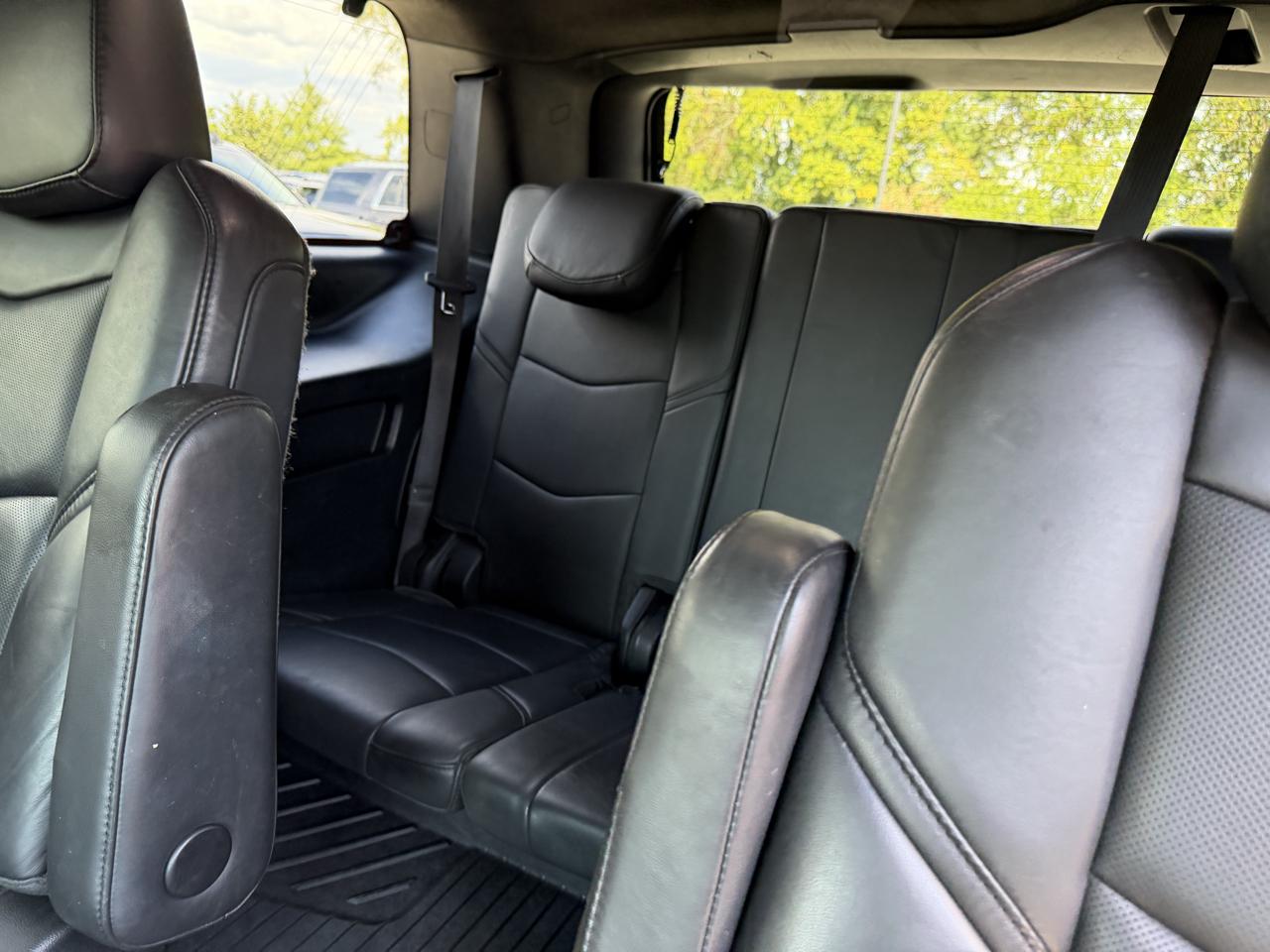 Cadillac Escalade 4WD 4dr Platinum 2018