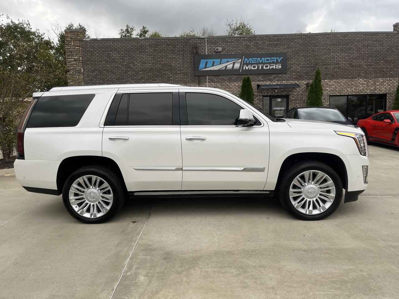 Cadillac Escalade 4WD 4dr Platinum 2019