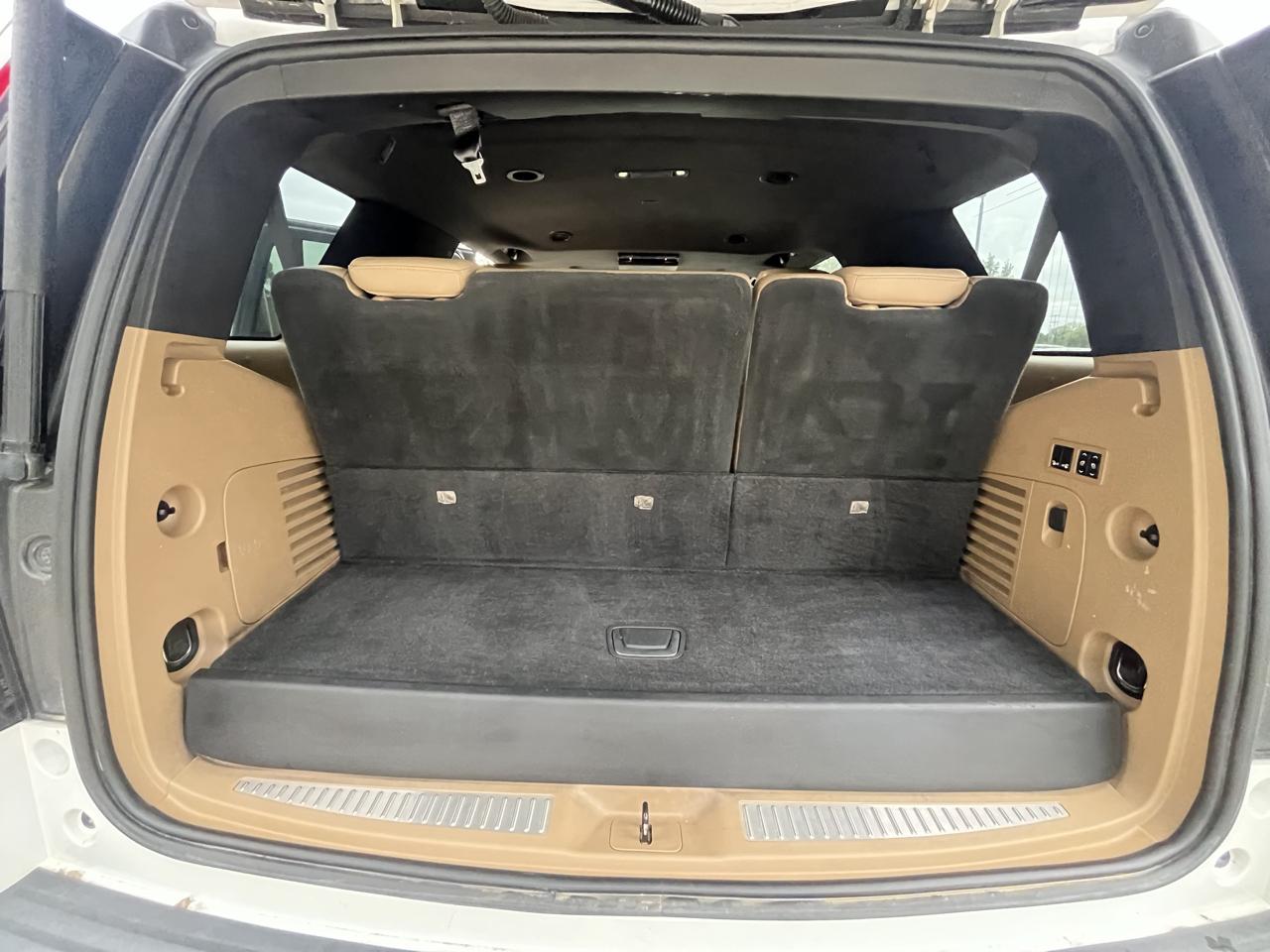 Cadillac Escalade 4WD 4dr Platinum 2019