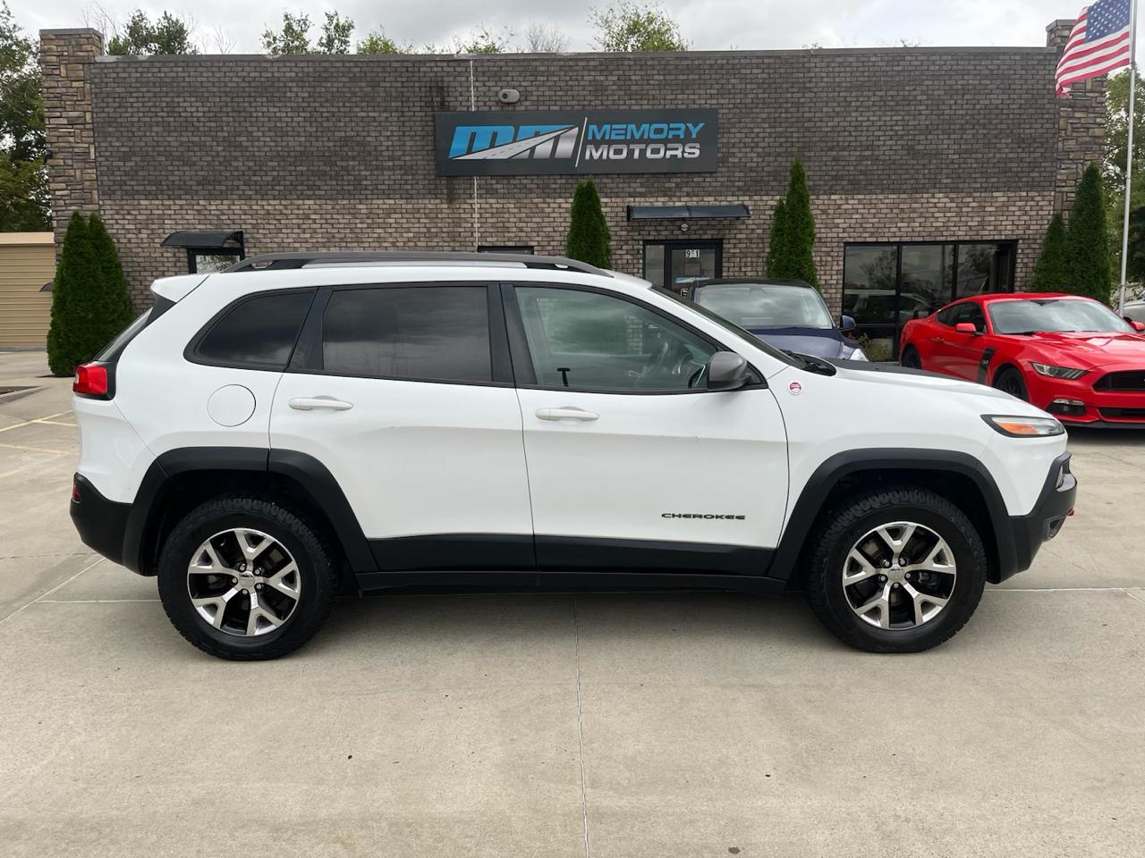 Jeep Cherokee 4WD 4dr Trailhawk 2016
