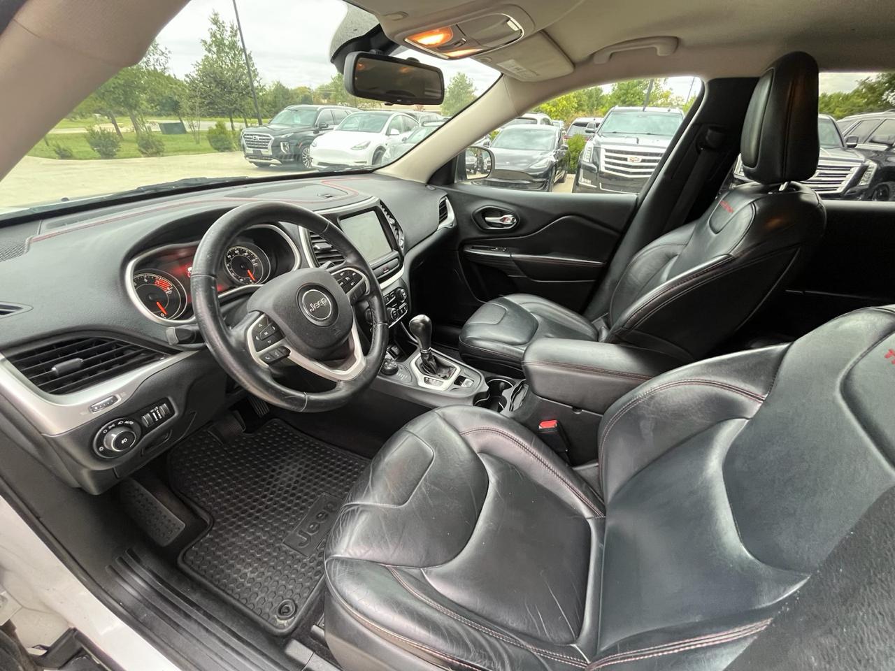 Jeep Cherokee 4WD 4dr Trailhawk 2016